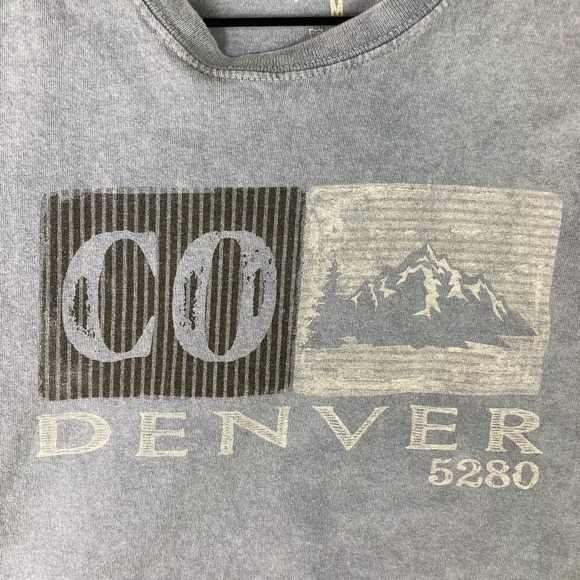 Denver Colorado Shirt Mens Size Medium Graphic Graphic Travel Mountains Blue‎ - Picture 7 of 7